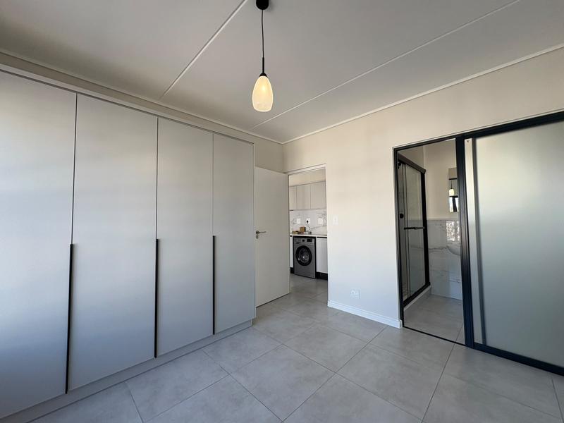 To Let 1 Bedroom Property for Rent in Sandown Western Cape